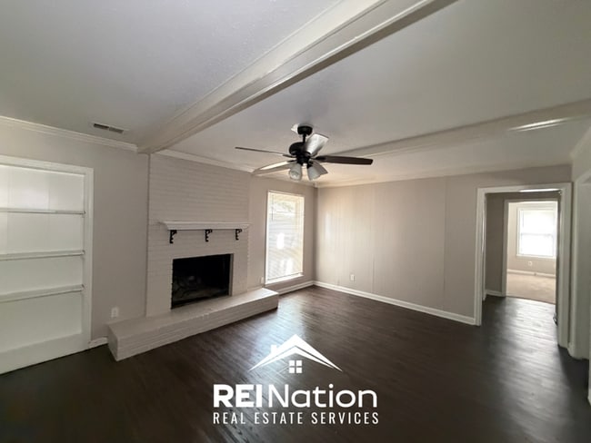 Photo - 7057 Hillshire Dr