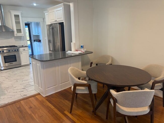 Photo - 2017 N Garfield St