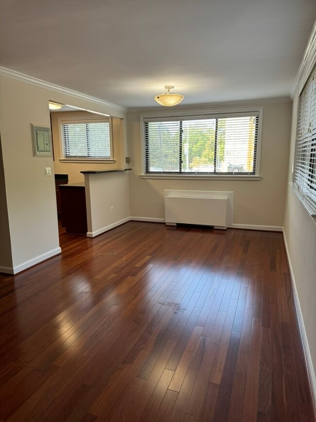 Photo - 2725 39th St NW Unit 215