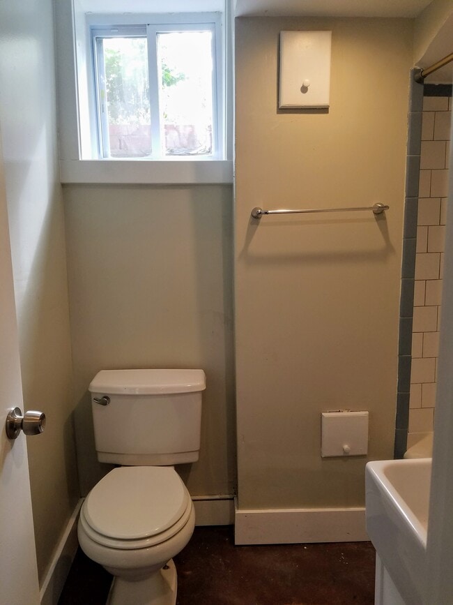 Photo - 7432 Piney Branch Rd Unit apartment B