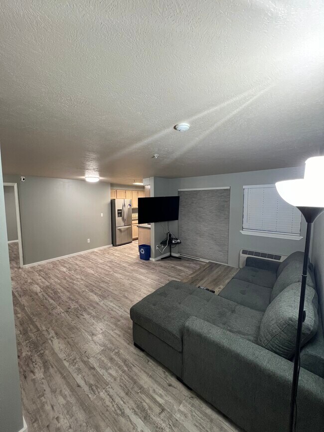 Photo - 639 N Riverpoint Blvd Unit Riverfront Condominium