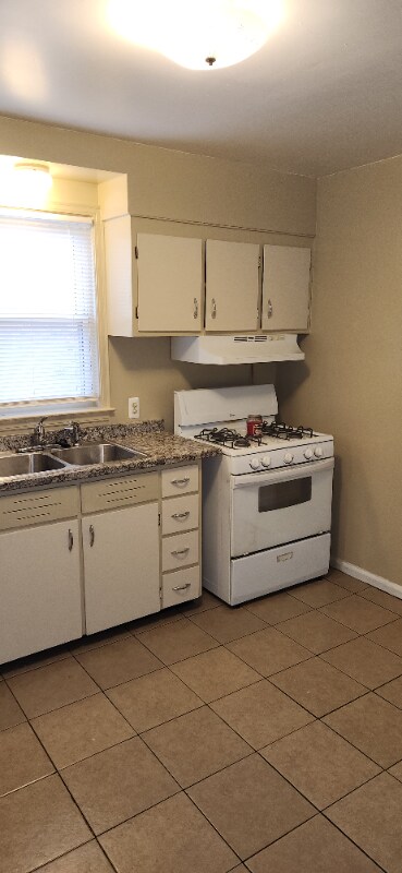 Photo - 24930 W Outer Dr Unit 4