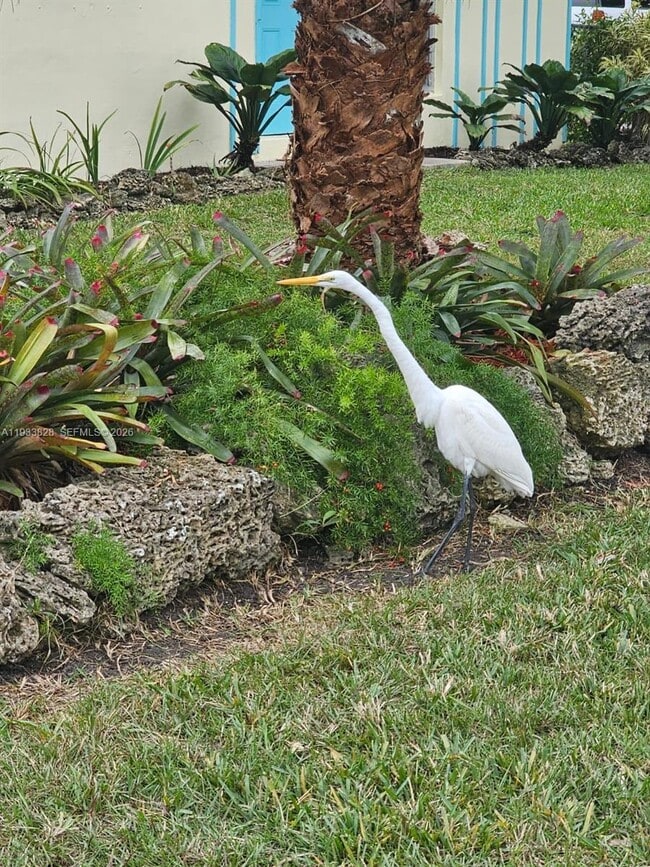 Photo - 9360 SW 168th St Unidad 0