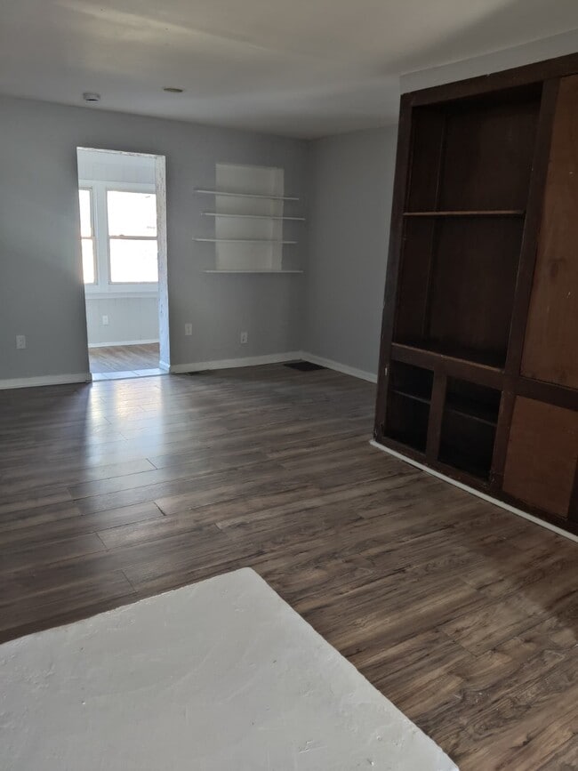 Photo - 6546 Theodore St