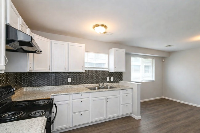 Photo - 2133 White Ave