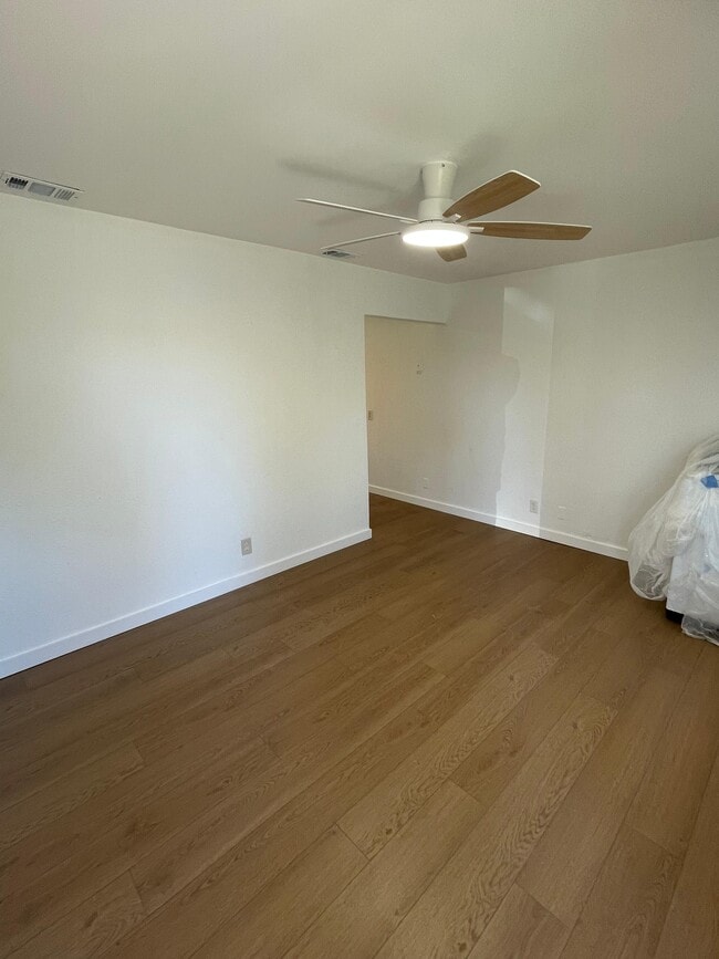 Photo - 1903 N 4th St