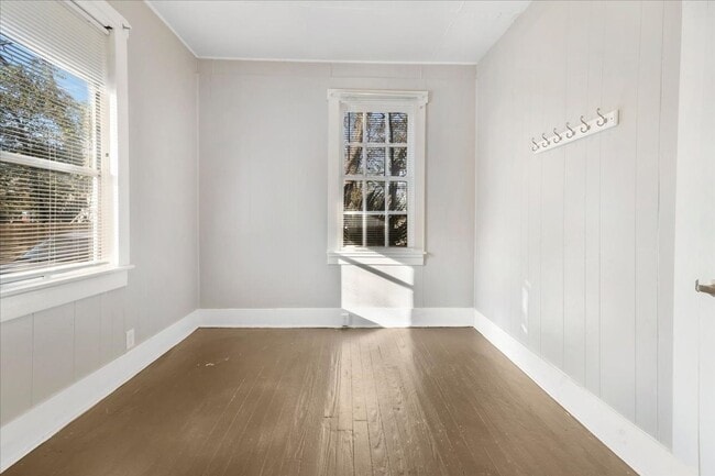 Photo - 1708 Lennox Ct Unit 1708 Lenn