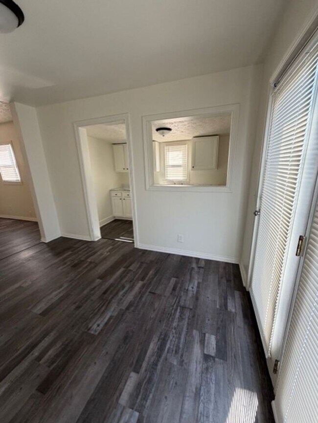 Photo - 1351 Parrish Ave