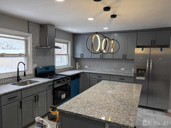 Photo - 162 Holly St