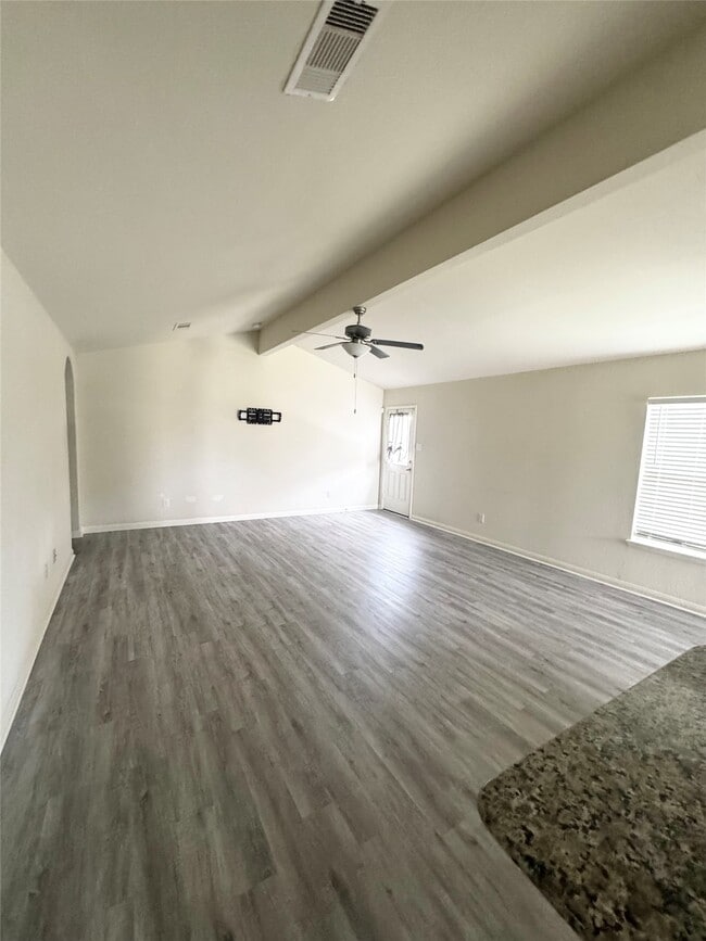 Photo - 329 Lone Mountain Dr