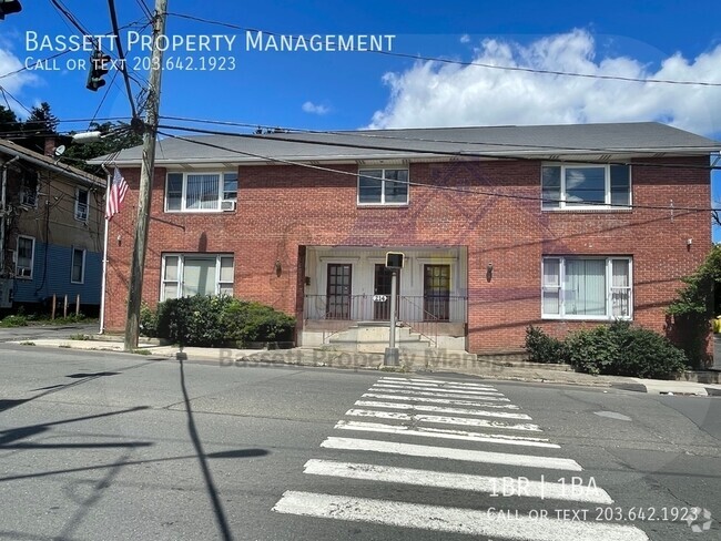 Building Photo - 214 Main St Unit 2W Rental