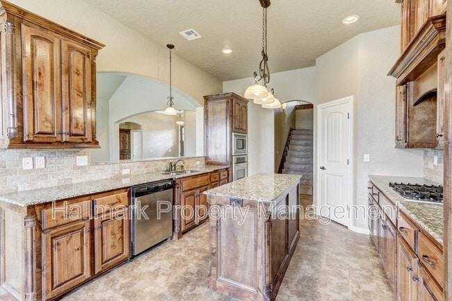 Photo - 1101 Ryan Rd