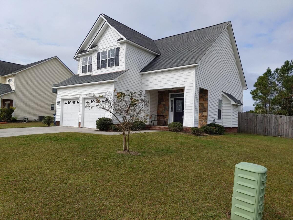 Photo - Breathtaking Two Story!