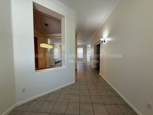 Photo - 281 W Flamingo Dr