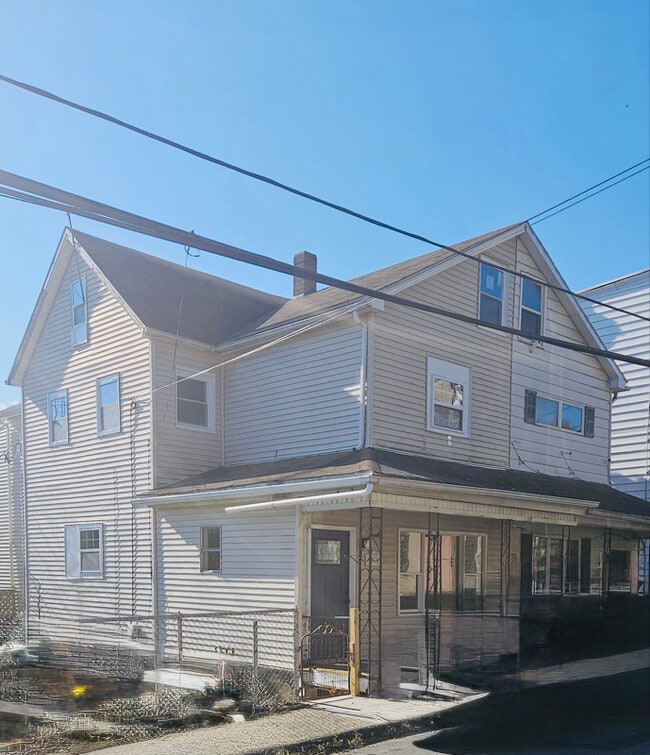 Photo - 330 Columbia Ave