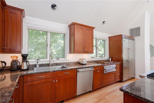 Photo - 72 Ledge Rd