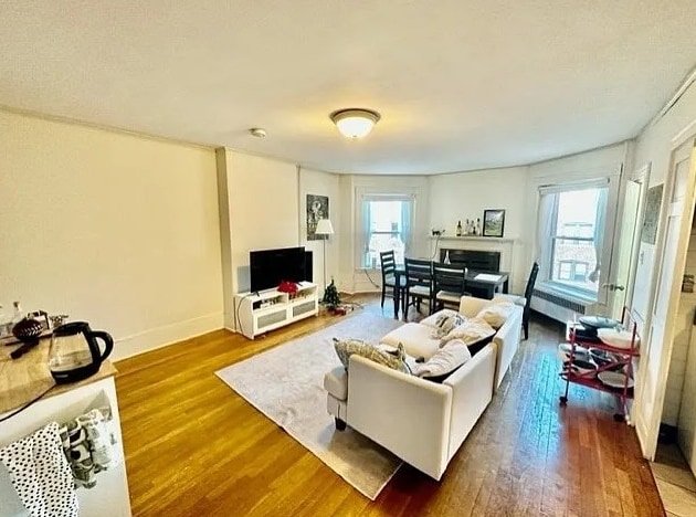 Photo - 910 Beacon St Unidad 2