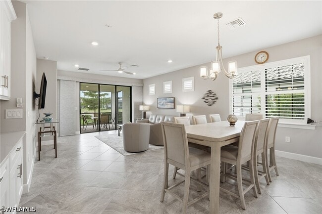 Building Photo - 12361 Canal Grande Dr