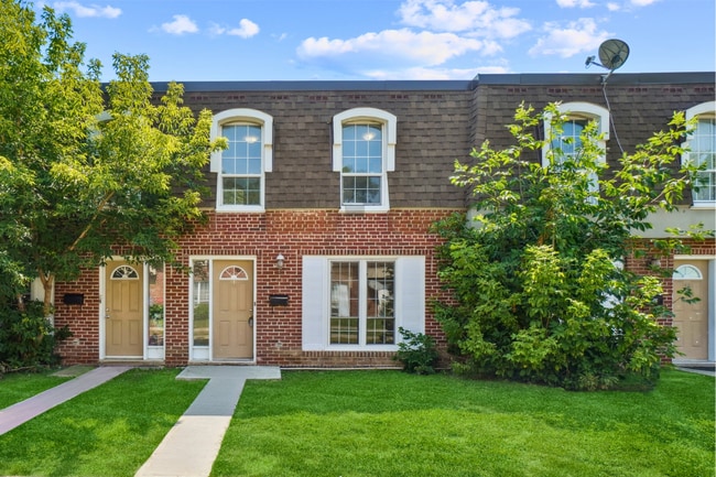 Building Photo - 3455 Havenwood Dr