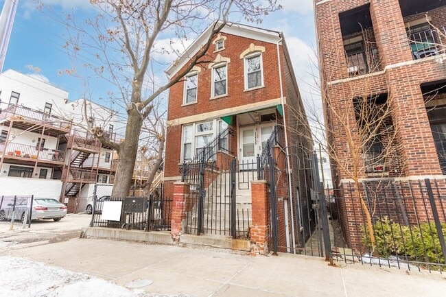 Building Photo - 1115 W 17th St Unit 2R