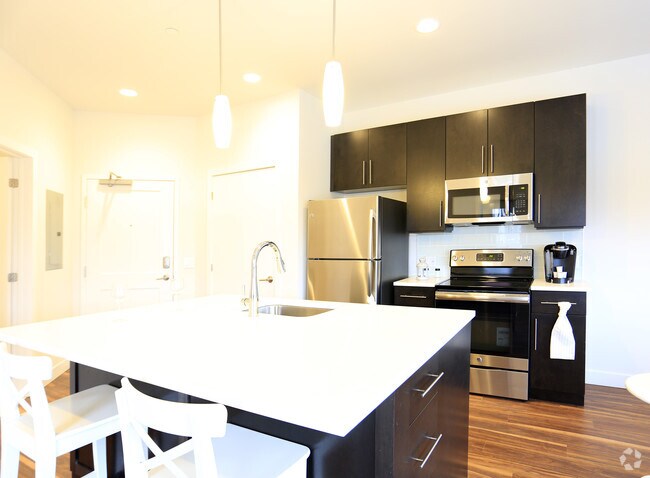 Living Area 1br