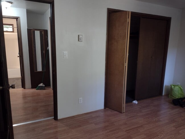 Photo - 1037 Vine Ave Unidad 1037