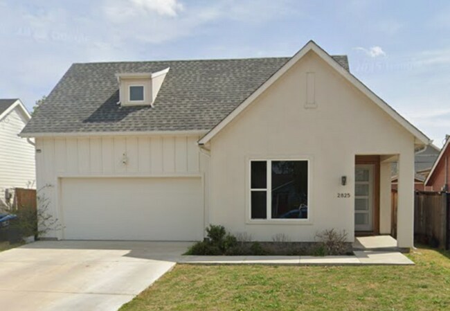 Photo - 2825 Townsend Dr