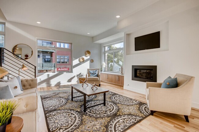 Photo - 5479 S Prince St