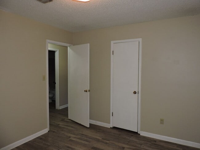 Photo - Convenient Northeast location!
