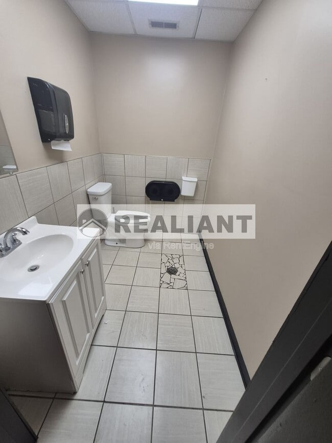 1701 Madison Ave Unidad B