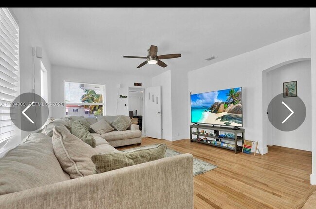 Photo - 1838 Fillmore St Unit 3