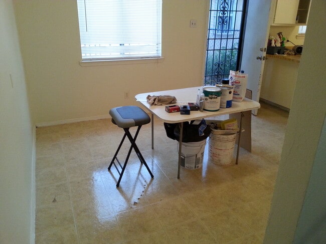 Photo - 2101 Elm St SE