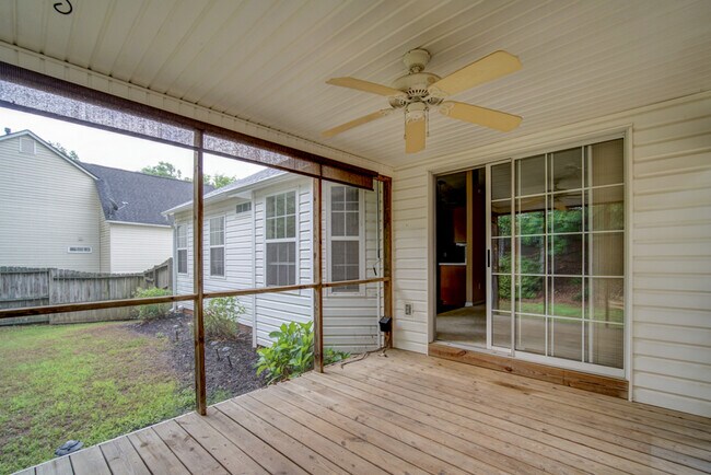Photo - Spacious 4 BR, 2 BA Home On Quiet Cul de Sac, Private Fenced Backyard, Community Pool