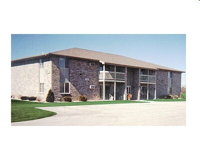 Evergreen Park Apartments - Evergreen Park Apartments