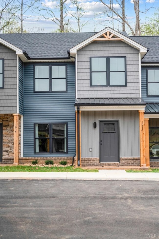 Building Photo - 1011 Wythe Dr Rental