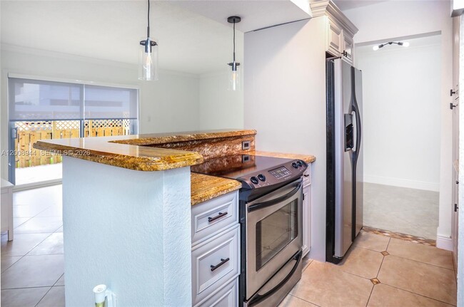 Photo - 8601 SW 94th St Unit 121W