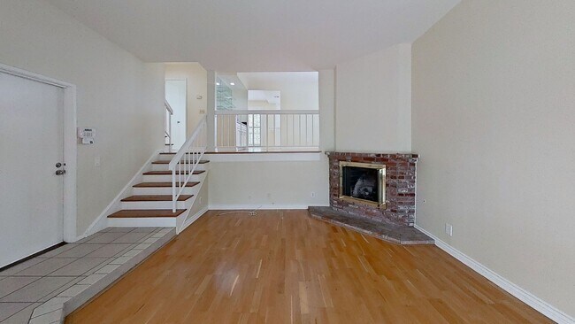 Photo - 2/Bedroom Townhome in West Hills!