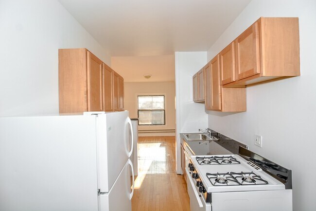842 W Waveland Ave Unit S4