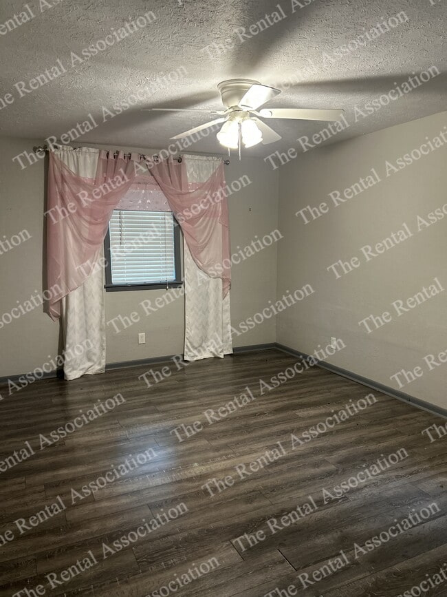 Photo - 782 Rwe Jones Dr
