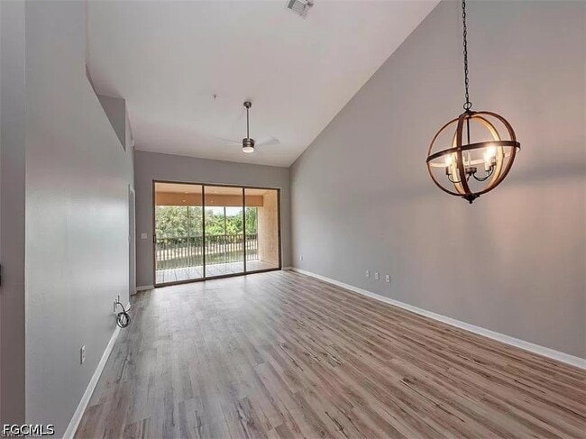 Photo - 5130 Cobble Creek Ct Unit B202