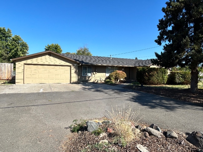 Photo - 1270 Corona Ave