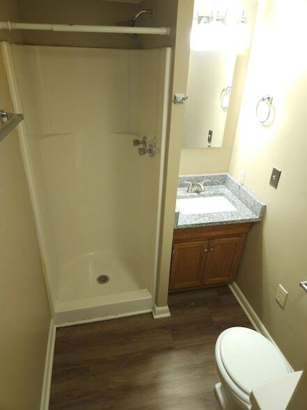 Photo - 714 E Bell St