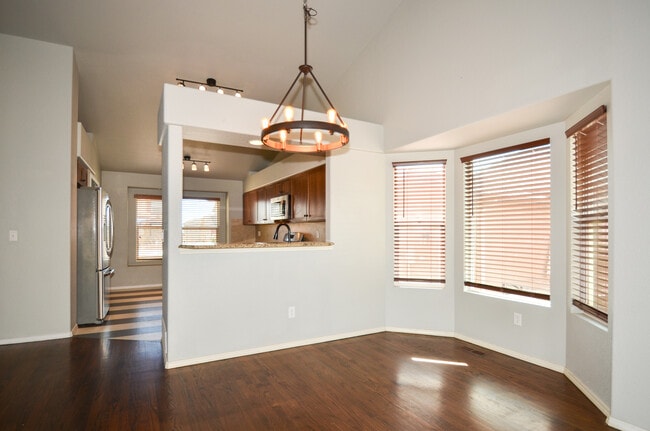 Photo - 5922 Wolf Village Dr