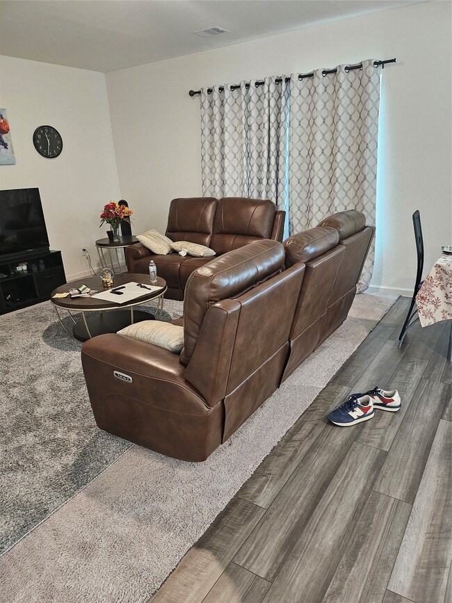 Photo - 5923 Grantgrala Dr