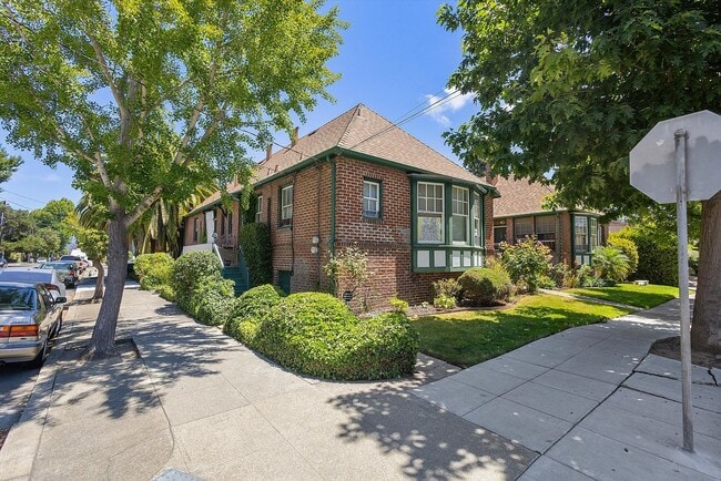 Photo - 1801 Alameda Ave Unit 1801 Alameda Ave #A - LU