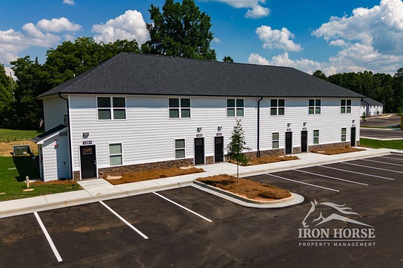 Photo - 1699 Atlanta Highway SE