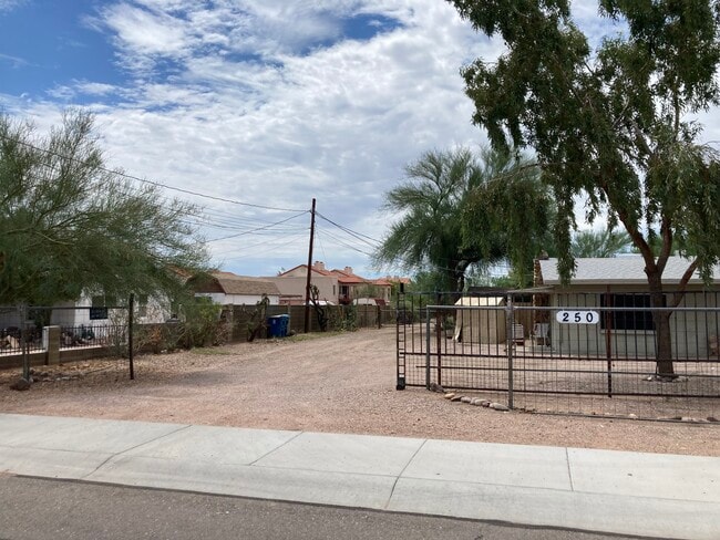 Photo - 250 S Grand Dr Unit 3