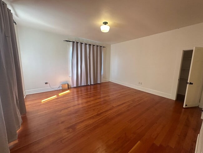 Photo - 634 G St Unit 634 G St.  A