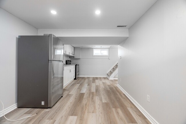 Photo - 514 Charlotte St Unité Lower