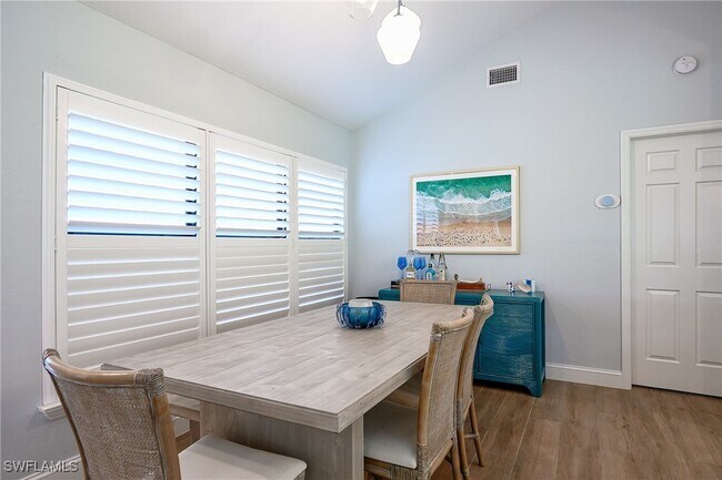 Photo - 719 Reef Point Cir